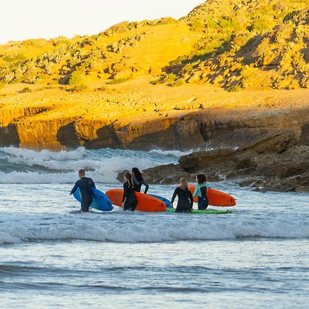 Отель Melo Surf And Yoga Tamraght Экстерьер фото